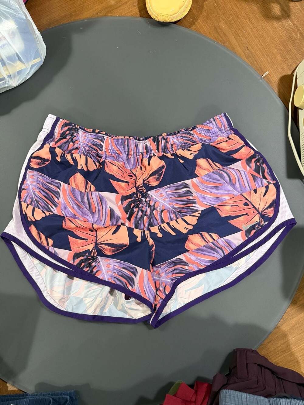 Nike Tempo Running Shorts Size XL Tropical Leaf Print Dri-Fit